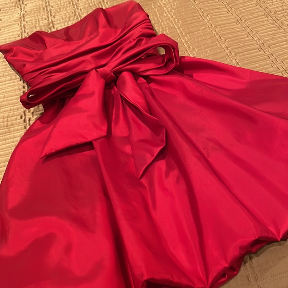 David’s Bridal dress, cherry red, poly blend, perfect condition, strapless, 6